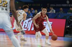 关于转会期NBA季后赛焦点战；深圳男篮刷新队史纪录；话题不断；年轻球员得到机会的信息米兰体育官网