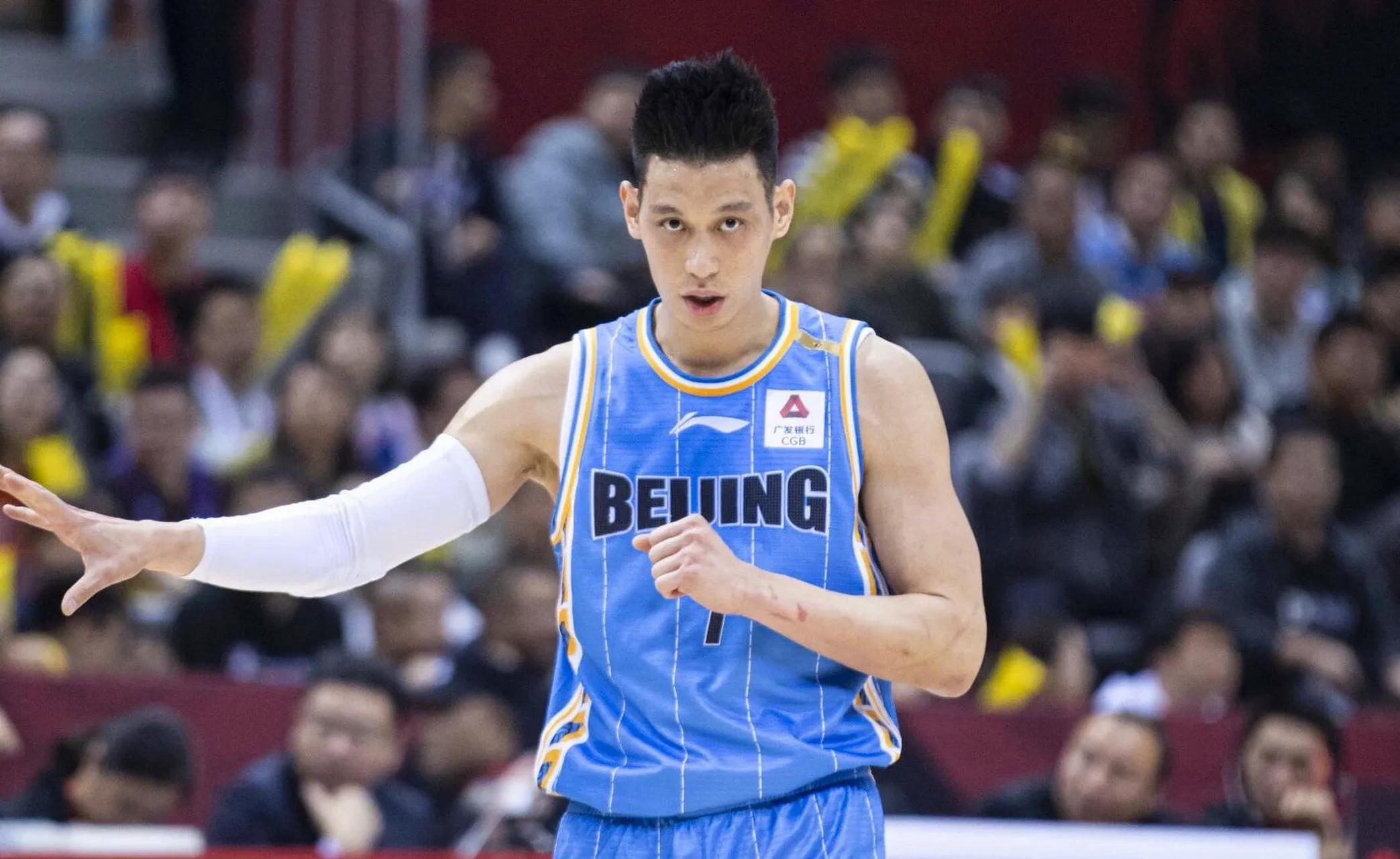 加时末段CBA季后赛传出新动向，布莱顿绝杀压哨，管理层表态——底气十足，临场指挥获称赞的简单介绍