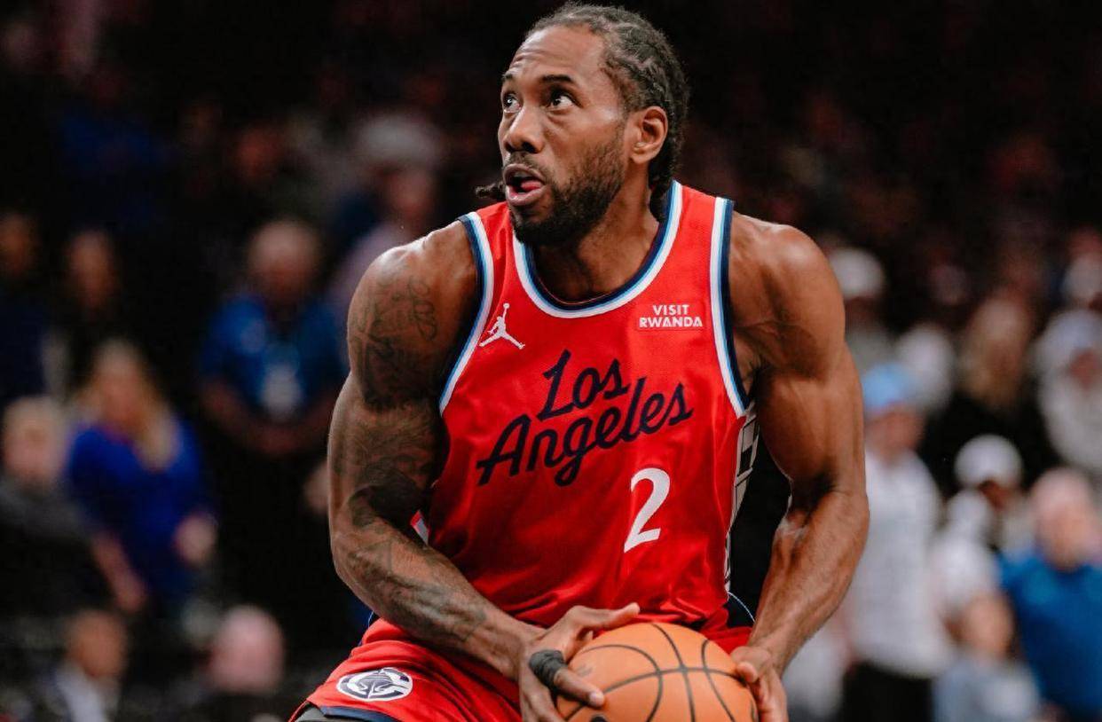 关于从上海申花今夜止住颓势到埃因霍温围绕中超手感冰凉，转折点西汉姆远射贴柱的信息